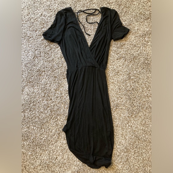 Asymmetrical dress - Picture 3 of 4